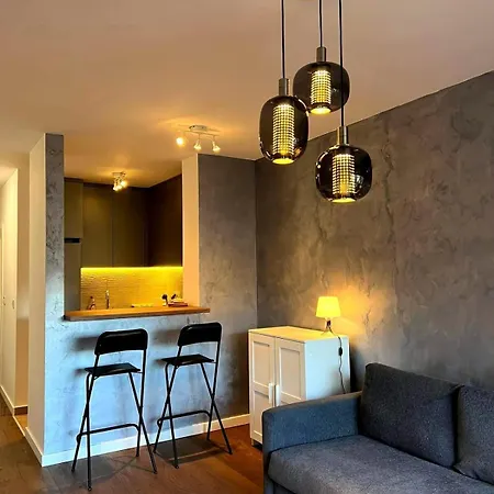 Illy, New And Modern With A Beautiful View Apartment *